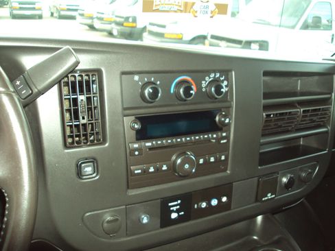 Used 2017 Chevrolet Express 2500 LS image 20