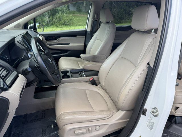 Used 2021 Honda Odyssey Touring image 12