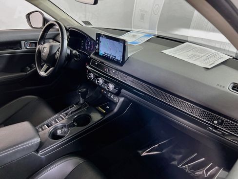 Used 2022 Honda Civic Touring image 29