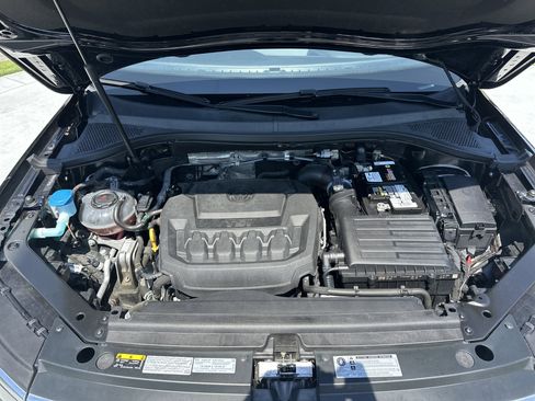 Used 2020 Volkswagen Tiguan SEL Premium R-Line AWD/4WD image 35
