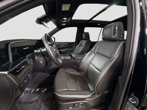 Used 2023 Cadillac Escalade Sport AWD/4WD image 24