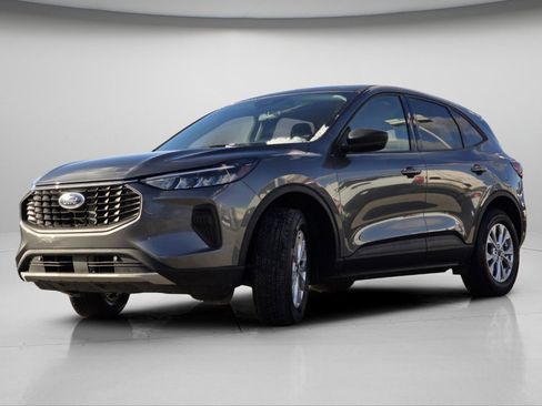 Used 2025 Ford Escape Active image 17