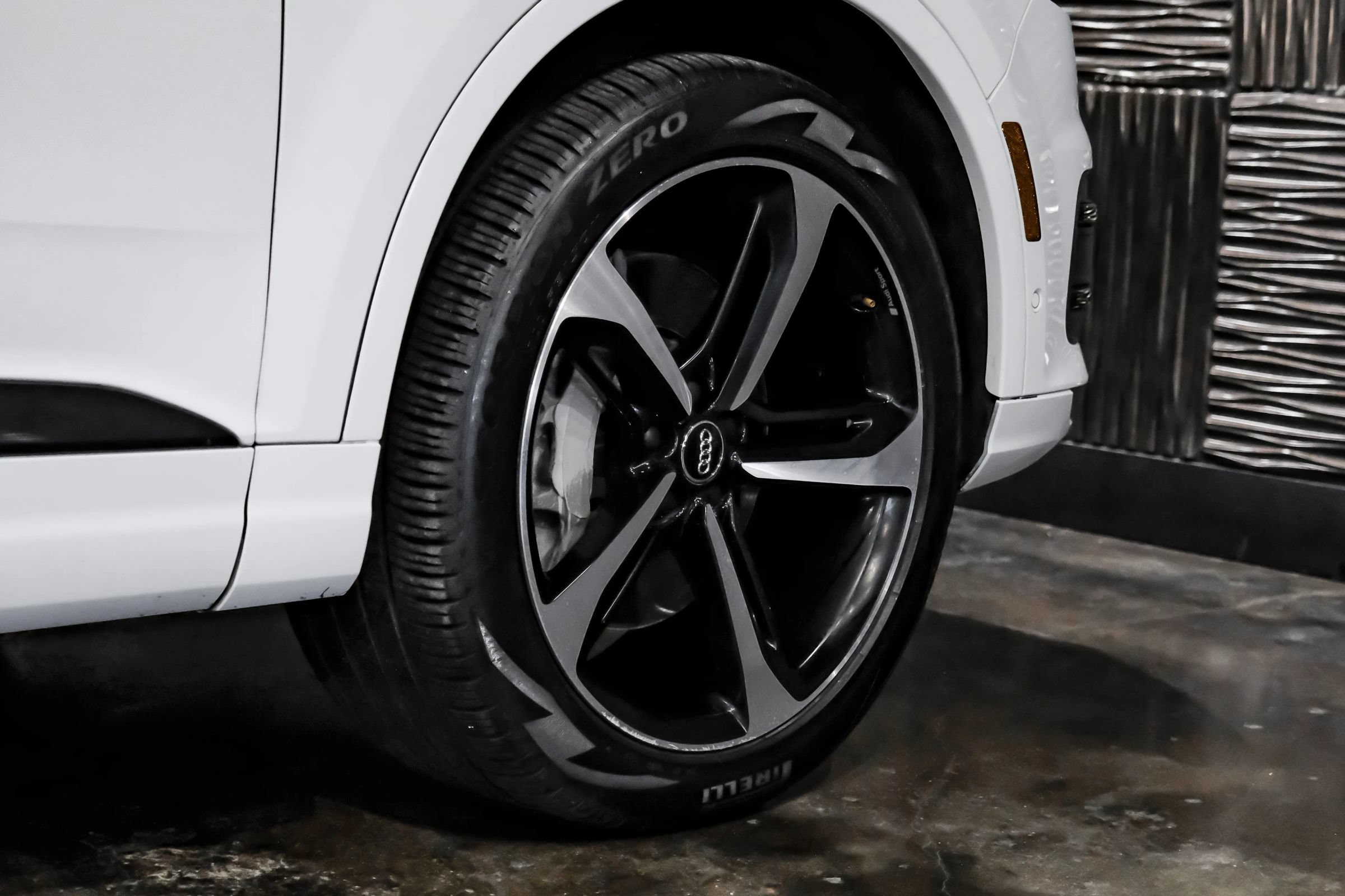 Used 2019 Audi Q7 3.0T Prestige AWD/4WD image 65