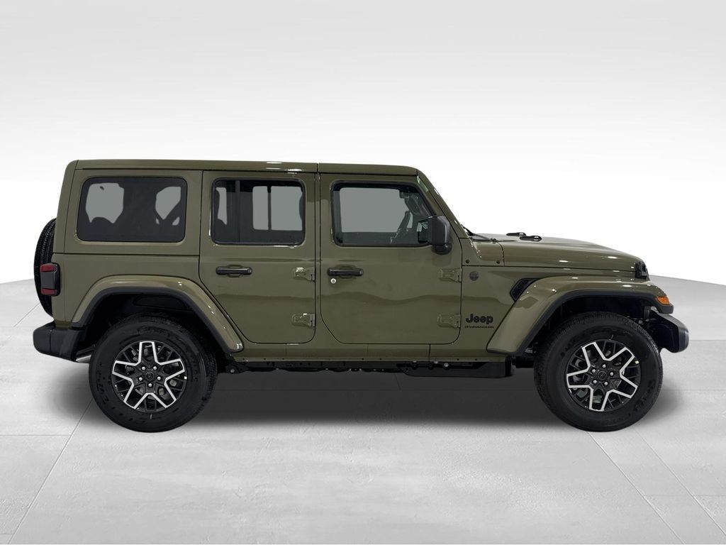 New 2026 Jeep Wrangler Unlimited Sahara w/ Safety Group AWD/4WD image 19