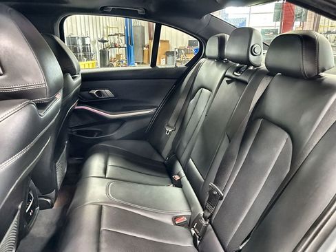 Used 2023 BMW 330i Sedan image 25