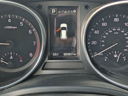 Used 2018 Hyundai Santa Fe Limited image 23