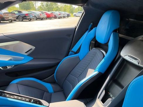 Used 2023 Chevrolet Corvette Stingray Premium Cpe w/ 3LT RWD image 8