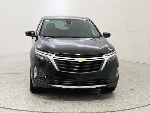 Used 2022 Chevrolet Equinox LT image 2