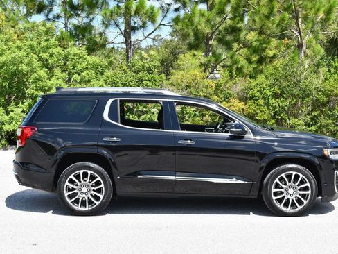 Used 2021 GMC Acadia Denali w/ Denali Technology Package FWD image 33