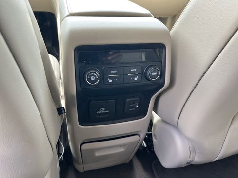 Used 2019 GMC Acadia Denali FWD image 26