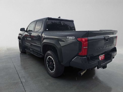 Used 2024 Toyota Tacoma TRD Off-Road w/ TRD Off Road Premium Package AWD/4WD image 6