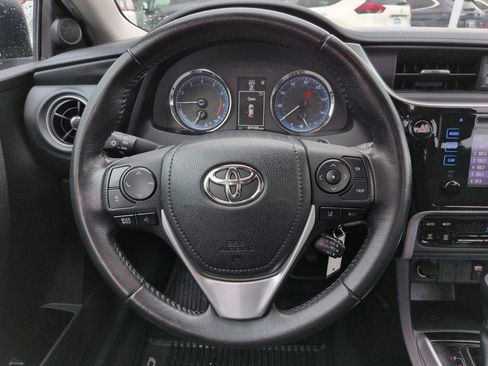 Used 2019 Toyota Corolla SE FWD image 14
