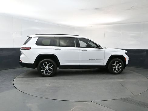 Used 2025 Jeep Grand Cherokee L Limited AWD/4WD image 6