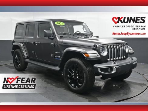Used 2021 Jeep Wrangler Unlimited Sahara w/ Cold Weather Group AWD/4WD image 1