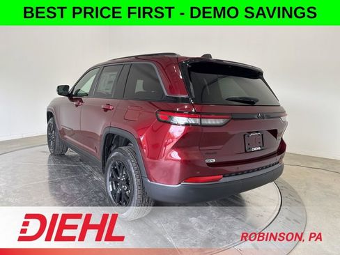 New 2026 Jeep Grand Cherokee Altitude AWD/4WD image 5