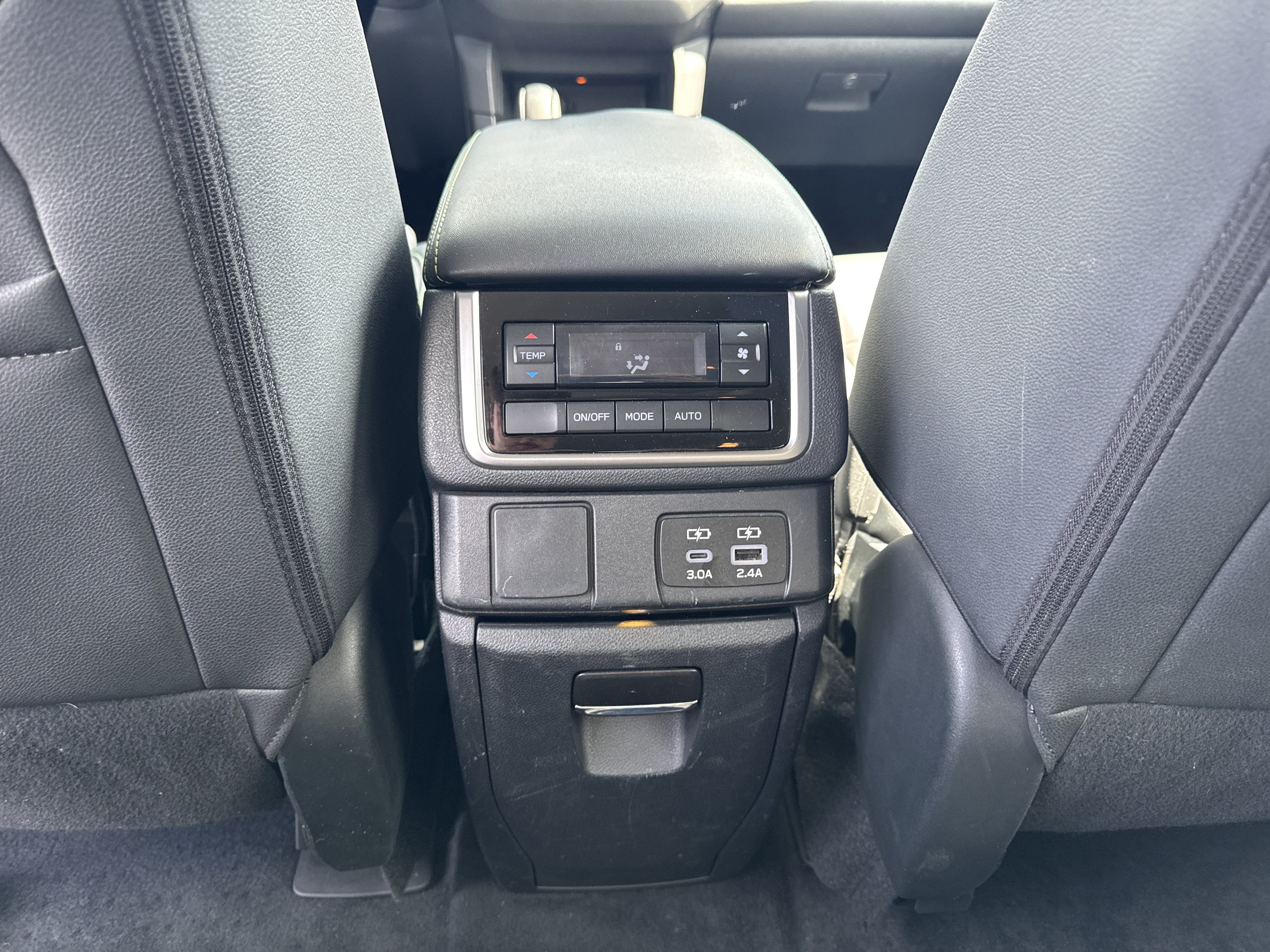 Used 2024 Subaru Ascent Onyx Edition AWD/4WD image 22