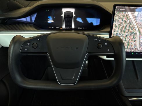 Used 2022 Tesla Model S Plaid AWD/4WD image 19