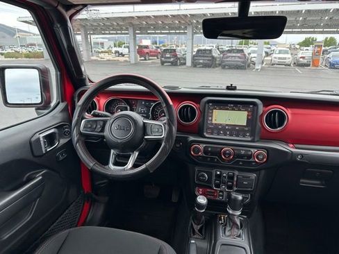 Used 2022 Jeep Gladiator Rubicon w/ Trailer Tow Package AWD/4WD image 16