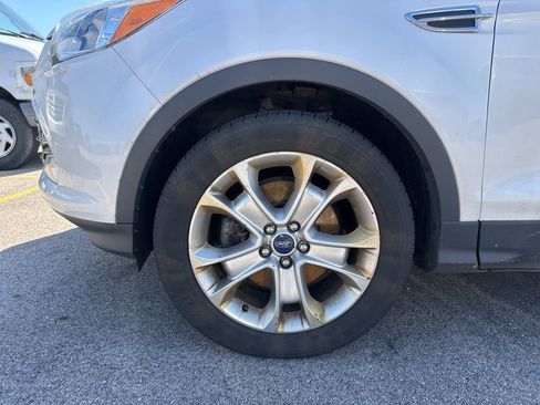 Used 2016 Ford Escape Titanium AWD/4WD image 17