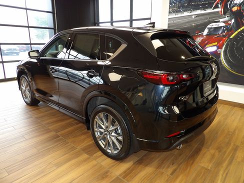 Used 2025 MAZDA CX-5 AWD 2.5 S w/ Premium Plus Pkg image 8