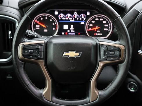 Used 2020 Chevrolet Silverado 1500 High Country w/ Technology Package image 14