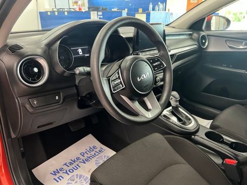 Certified 2023 Kia Forte LXS FWD image 18