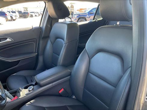 Used 2015 Mercedes-Benz GLA 250 4MATIC image 8