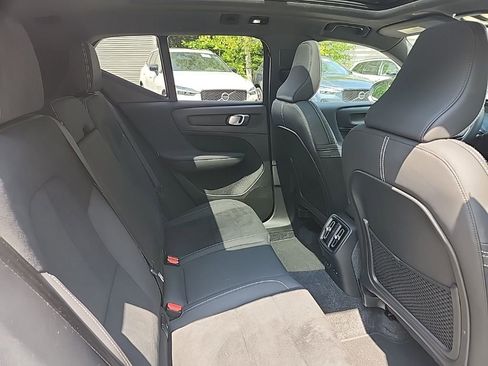 Certified 2024 Volvo XC40 Recharge Ultimate AWD/4WD image 31