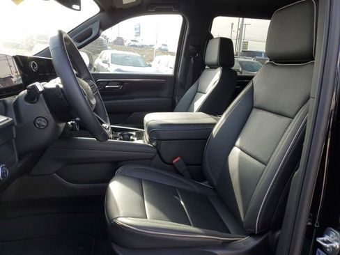 New 2025 Chevrolet Tahoe Premier AWD/4WD image 17