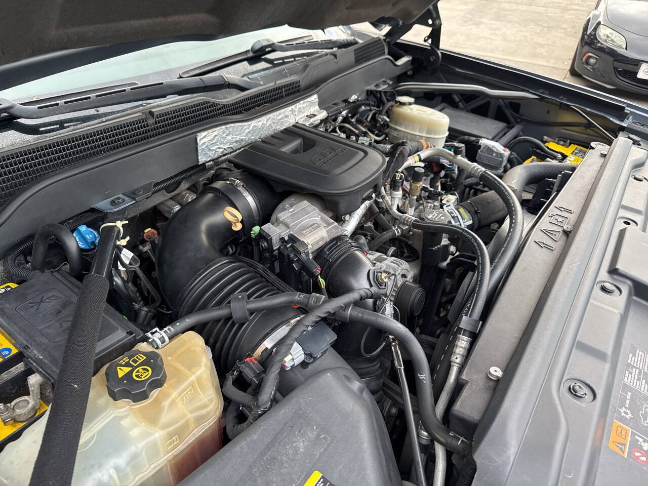 Used 2016 Chevrolet Silverado 2500 LT AWD/4WD image 25