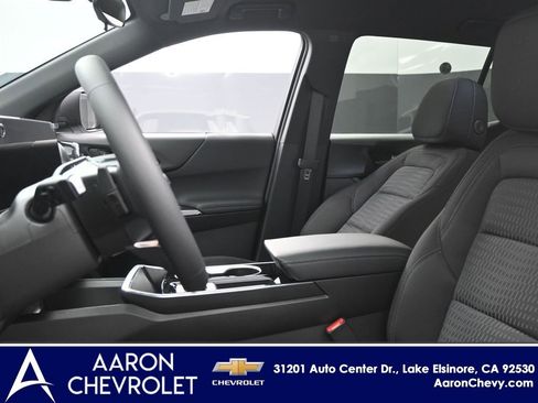 New 2026 Chevrolet Equinox LT AWD/4WD image 16