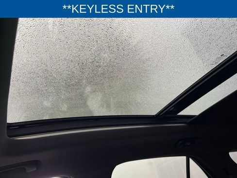 Used 2023 Chevrolet Equinox RS w/ RS Leather Package image 9