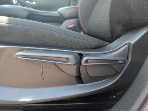 Used 2025 Honda HR-V Sport image 20