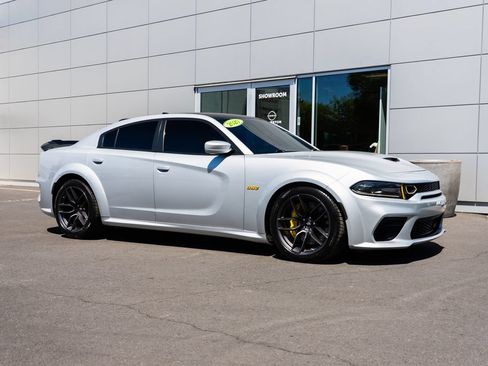 Used 2020 Dodge Charger Scat Pack RWD image 29