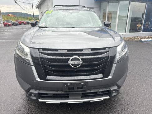 Used 2023 Nissan Pathfinder SL w/ SL Premium Package AWD/4WD image 8