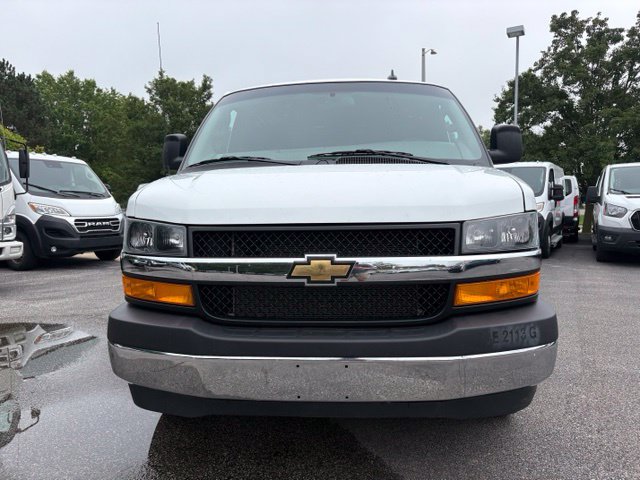 Used 2025 Chevrolet Express 2500 w/ Driver Convenience Package RWD image 15