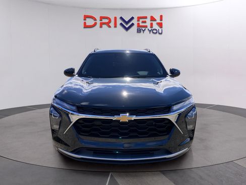 New 2026 Chevrolet Trax LT w/ Driver Confidence Package image 9