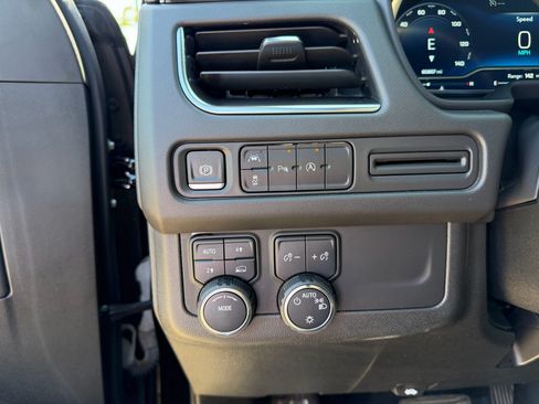 Used 2024 Chevrolet Tahoe LT AWD/4WD image 13