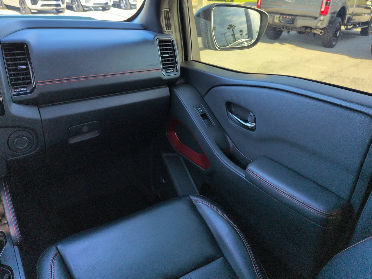 Used 2024 Nissan Frontier Pro-X w/ Pro Premium Package RWD image 16