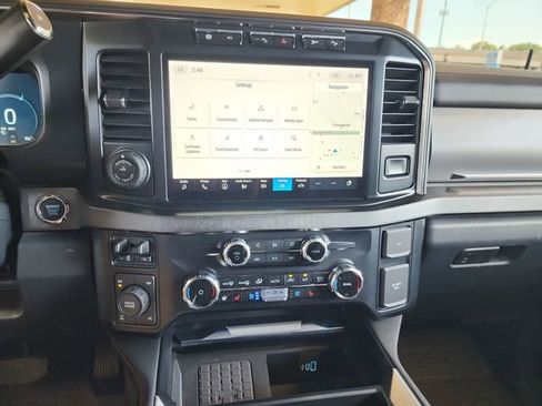 Used 2024 Ford F250 Platinum AWD/4WD image 20