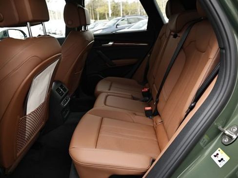 Used 2023 Audi Q5 e Premium Plus image 26