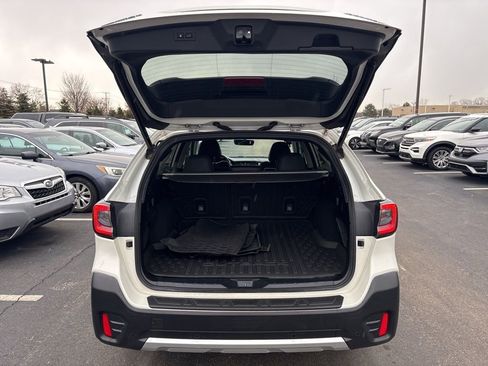 Used 2020 Subaru Outback Limited w/ Popular Package #2 image 7