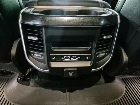 Used 2020 RAM 1500 Laramie AWD/4WD image 22