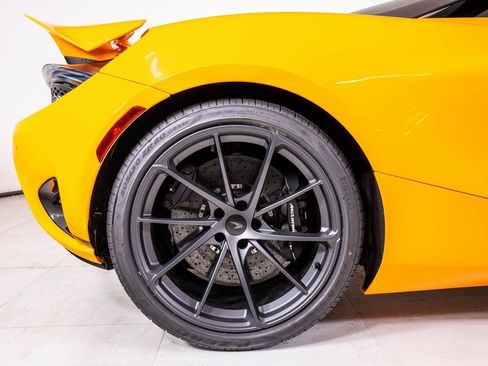 New 2026 McLaren 750S Spider image 17