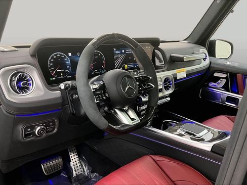 Used 2025 Mercedes-Benz G 63 AMG 4MATIC image 17