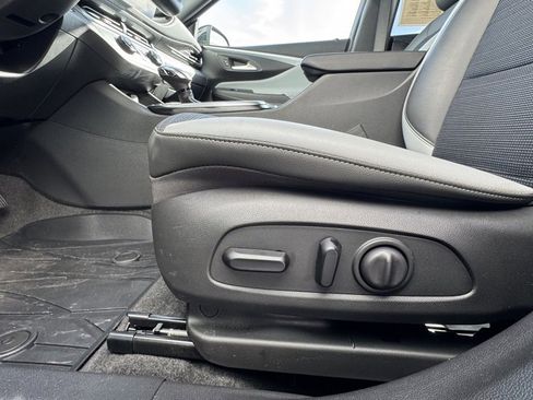 Used 2024 Buick Envista Preferred w/ Convenience I Package image 13