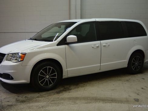 Used 2019 Dodge Grand Caravan GT image 34