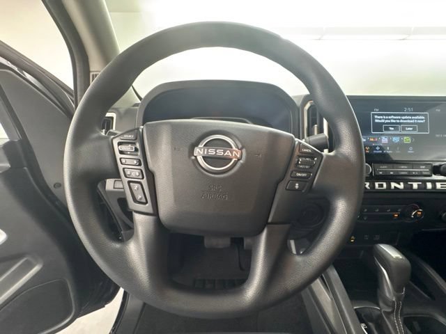 Used 2025 Nissan Frontier SV RWD image 20