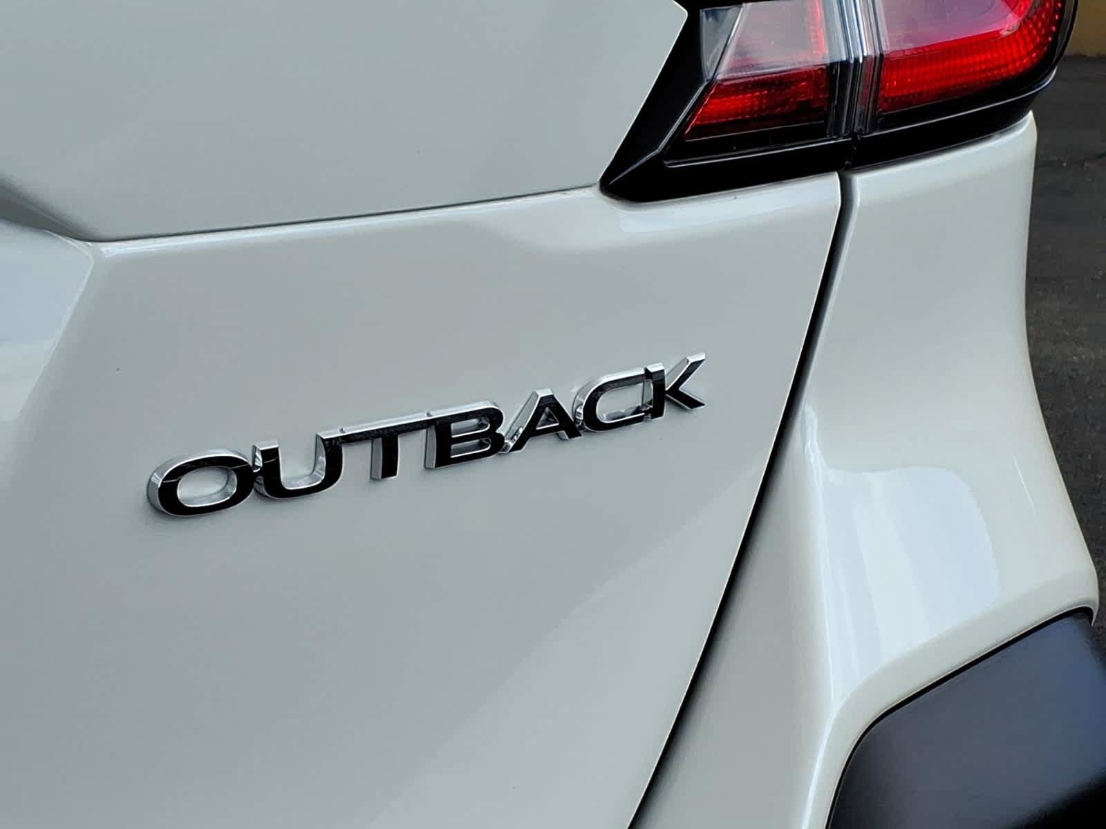 Certified 2023 Subaru Outback Limited AWD/4WD image 14