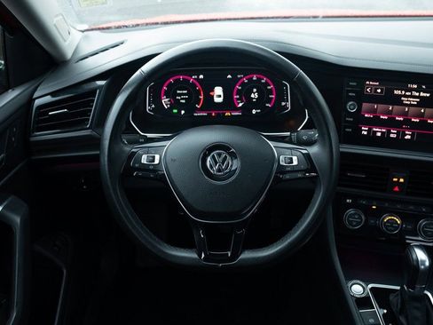 Used 2019 Volkswagen Jetta SEL FWD image 11
